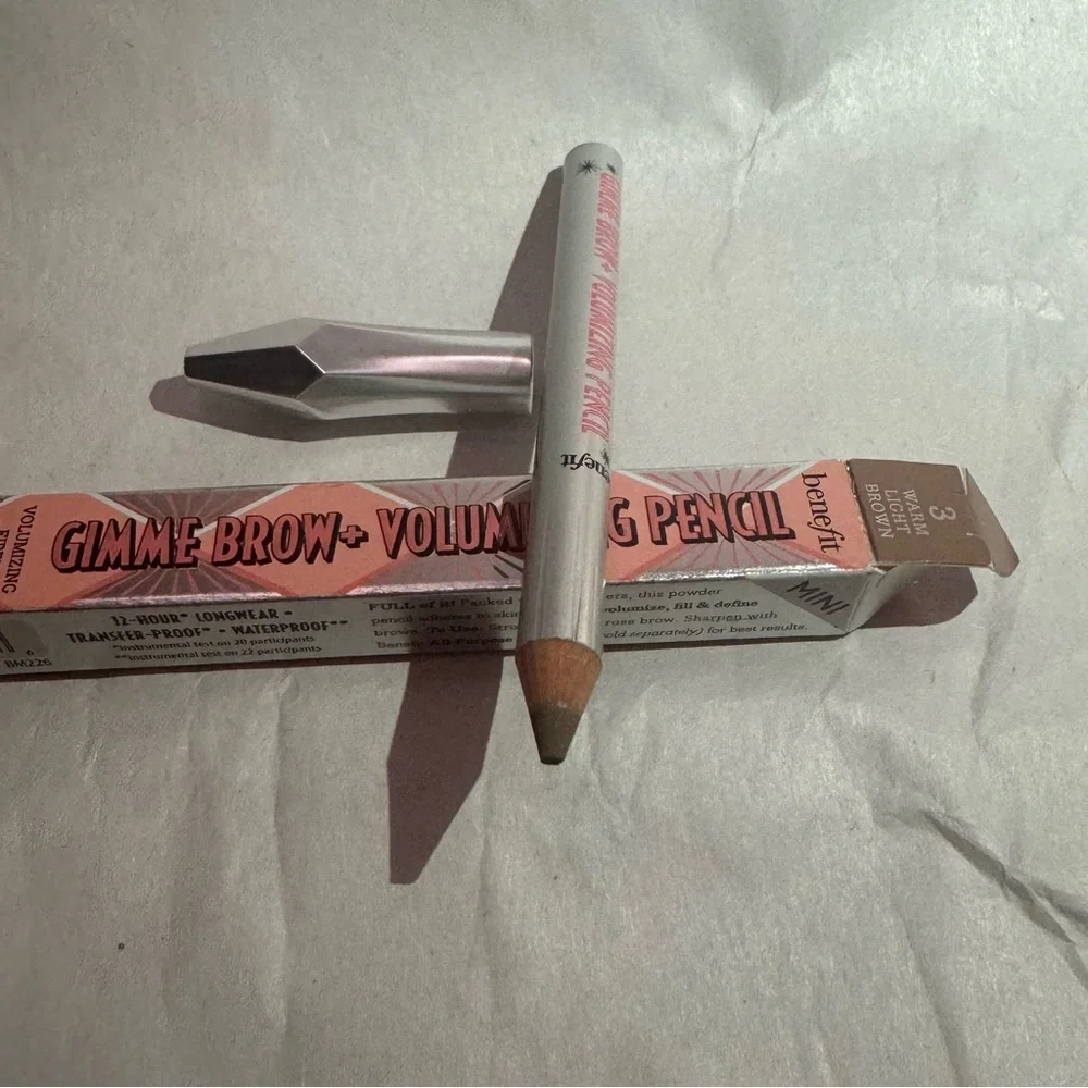 Discontinued Benefit gimme brow 0.6g